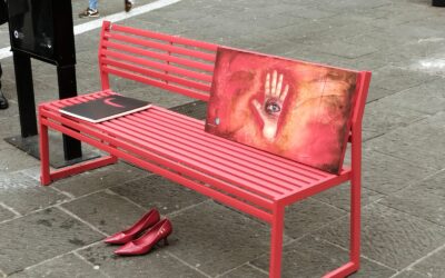 CPO FERROVIE: INAUGURATA A NAPOLI PANCHINA CONTRO LA VIOLENZA DELLE DONNE